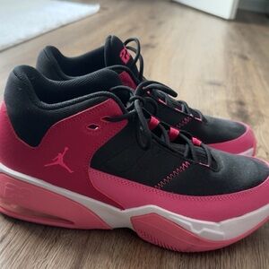 Air Jordan sneakers (7Y)  - fits women’s 8